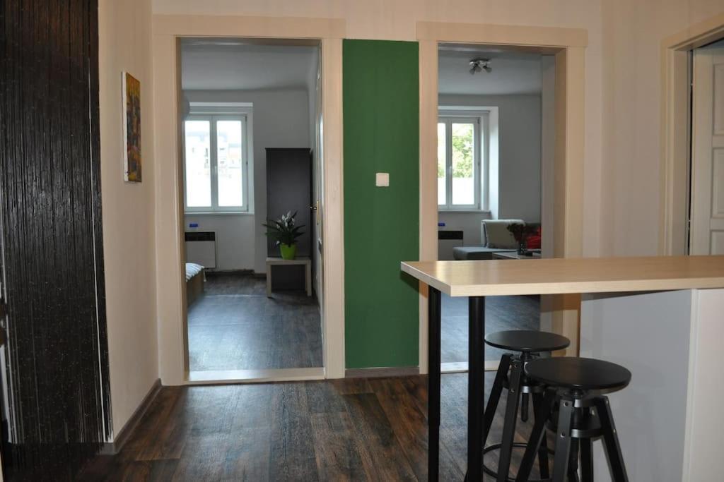 Apartment In Praha 3 Prague Exterior photo